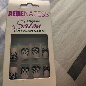 AEGENACESS Reusable Press-On Nails